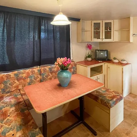 Gorgeous Stacaravan In Holiday home *