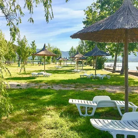 Nyaraló Stunning Stacaravan Tuoro sul Trasimeno